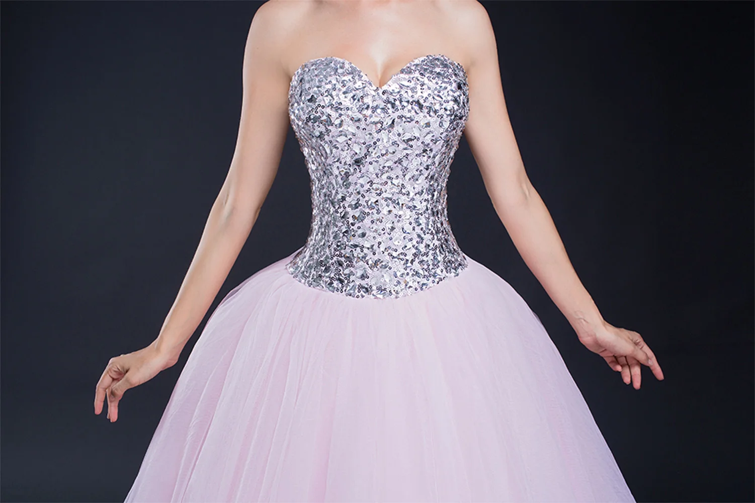 

Customized High Quality A-Line Floor Length Strapless Organza Sleeveless Sequined Evening Dress Classic Photo Color vestidos de