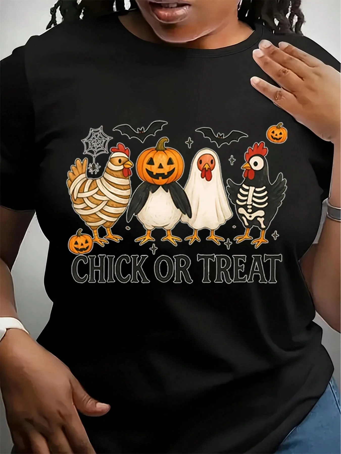 

Women's Halloween Chick or Treat Shirt Graphic Printed Round Neck T-Shirt Summer Spring Halloween Chicken