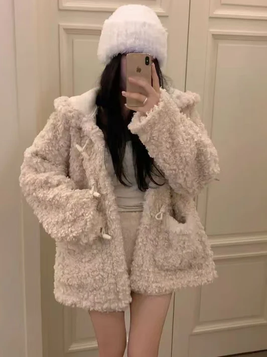 

Корейское милое антивозрастное длинное мягкое молочное пальто с капюшоном на пуговицах для женщин, зимнее новое модное стильное свободное шерстяное пальто