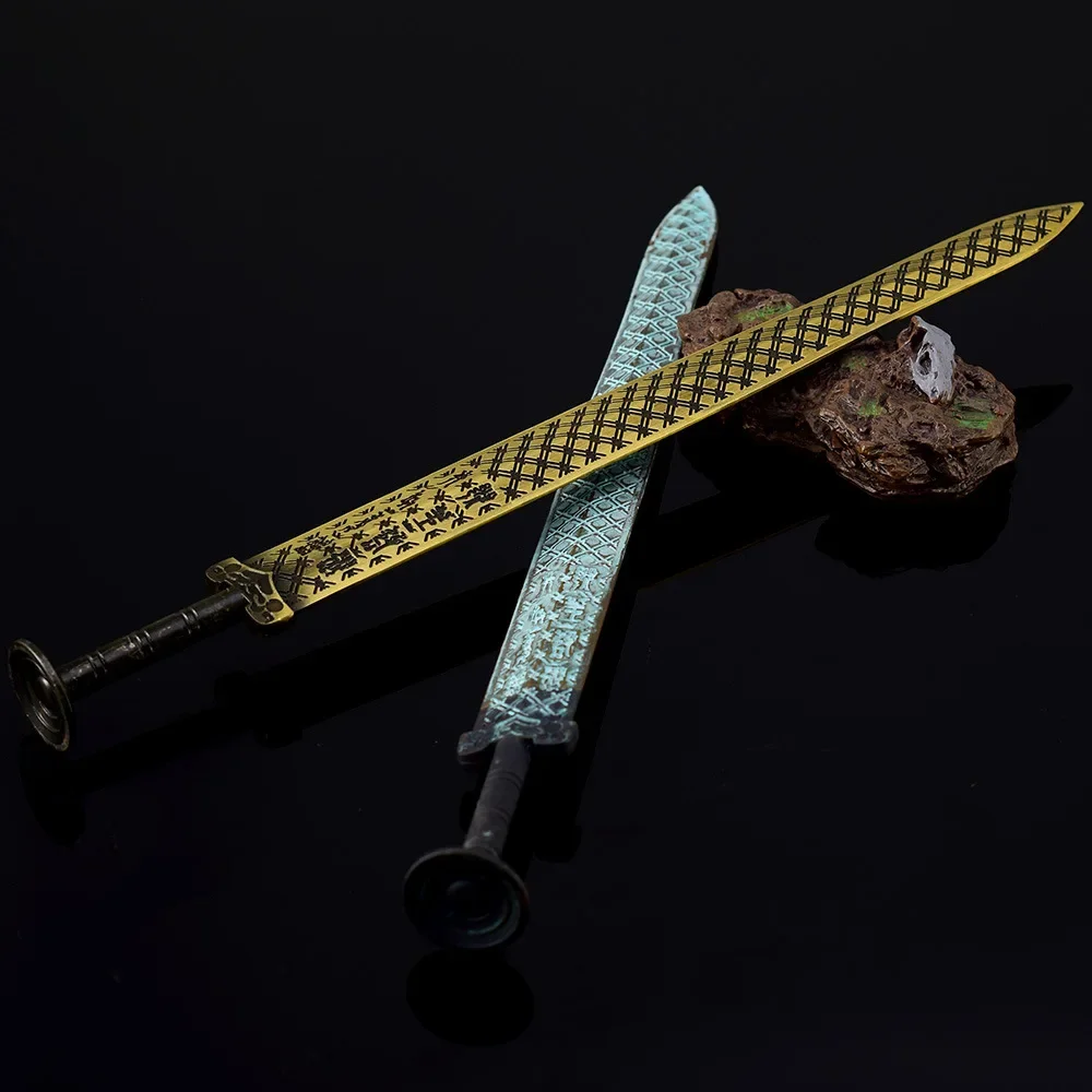 30cm Rei Gou Jian ‌   Modelo de artesanato em liga, espadas famosas da china antiga, ornamentos de mesa colecionáveis, brinquedos katana de aço real, presente para meninos