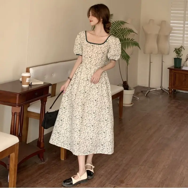 

Summer New Women's Fragmented Flower Dress Square Neck Slim Fit A-line Skirt