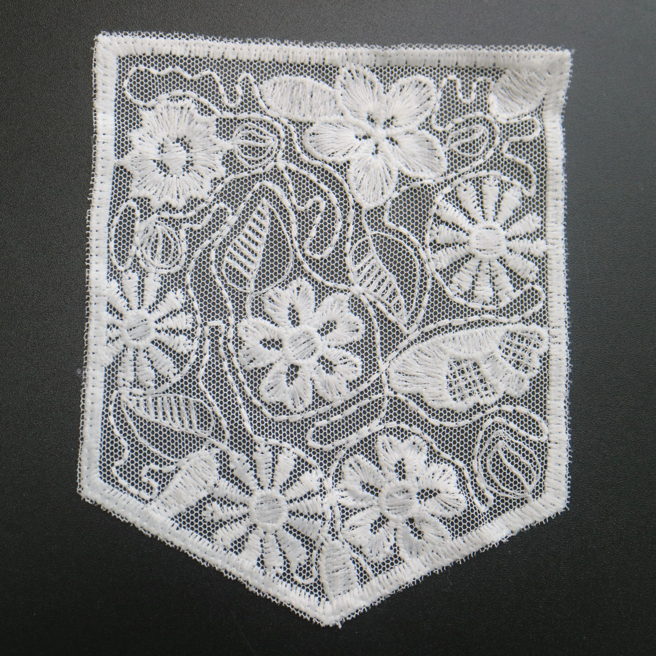 옷을위한 패션 꽃 자수 레이스 패치 수 놓은 로리타 포켓 Applique parches bordados para