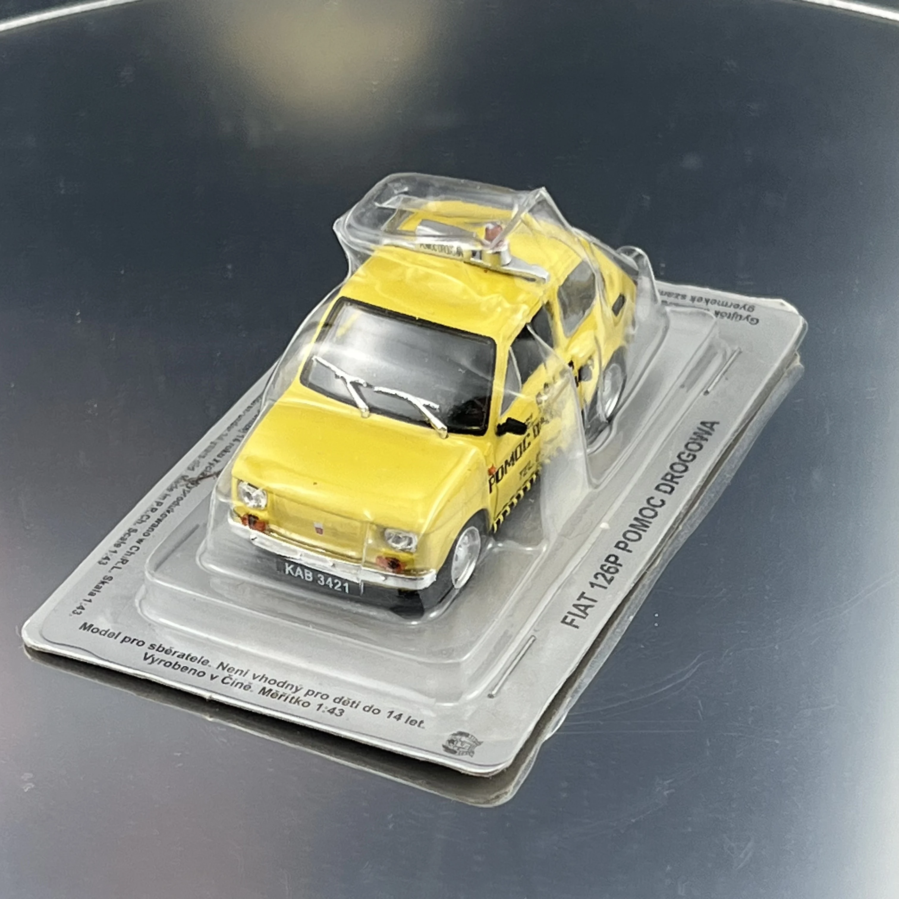 

Литой под давлением масштаб 1/43 Sachsenring P240 IST, модель автомобиля из сплава, Коллекционная игрушка, подарок, сувенир, демонстрационный орнамент