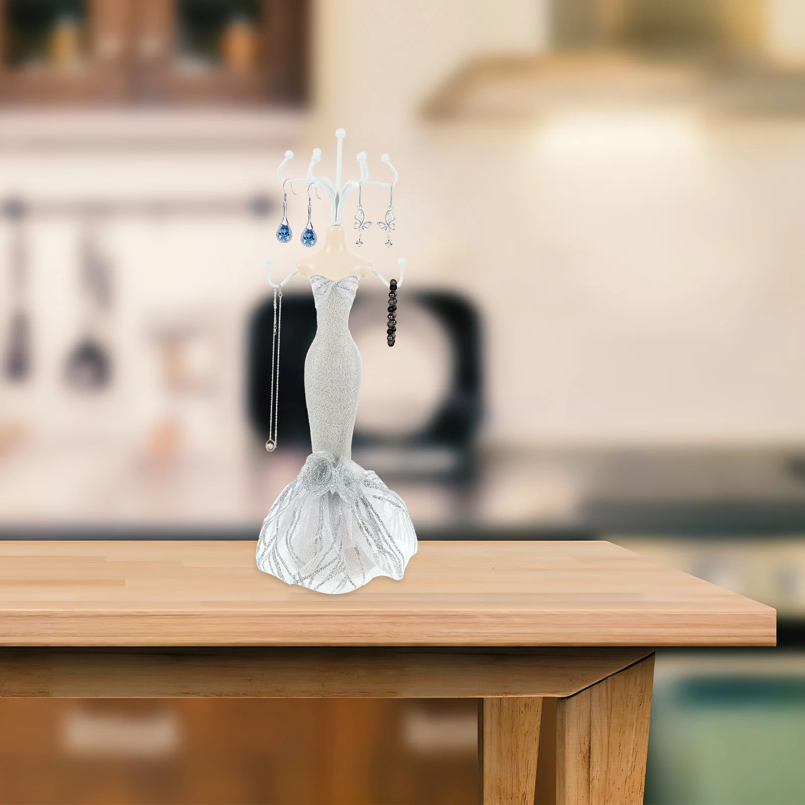 

Lady Mannequin Jewelry Stand with 8 Hooks Vintage European Style Resin and Metal Earring Necklace Bracelet Organizer Display