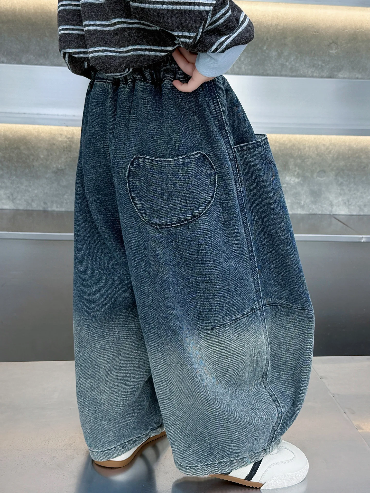 Teenage Boys Baggy Jeans Casual Loose Patchwork Denim Pants Straight Fit Elegant Children Jeans Trousers New Design 2-11 Years 5