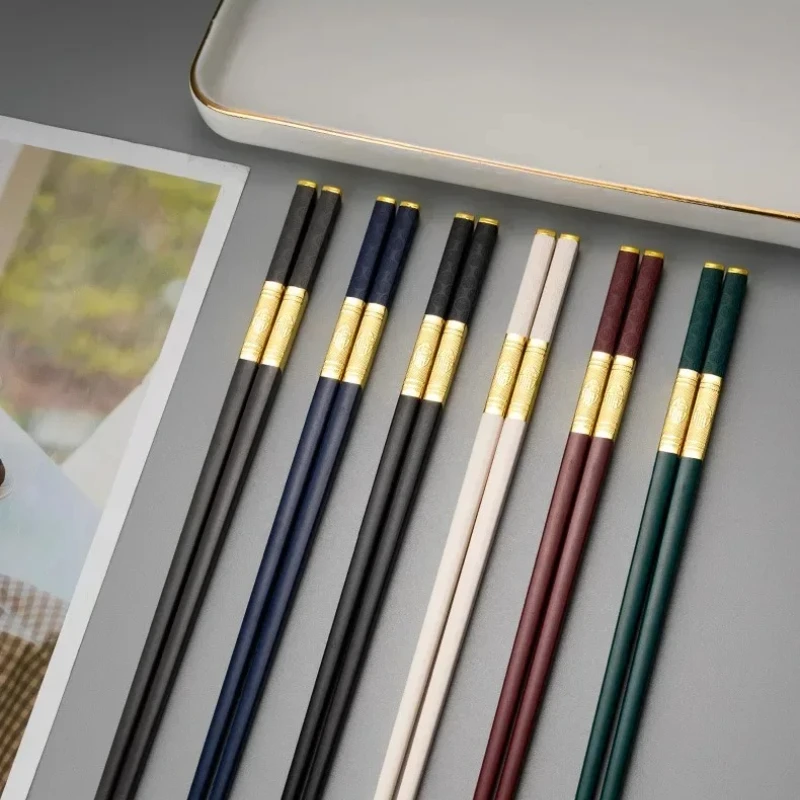 

Authentic 25cm Chinese Chopsticks Sushi Sticks Set, 1 Pair Reusable Chopsticks, Healthy Alloy Tableware for Asian Cuisine