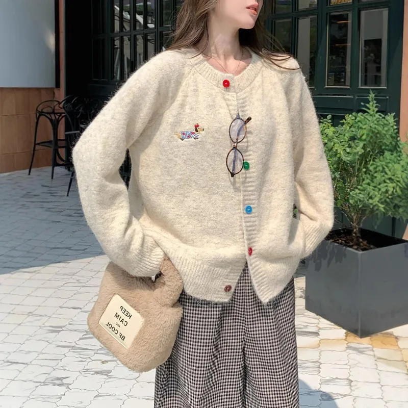 2026 Spring/Autumn/Winter Korean Fashion Sweet Round Neck Color Buckle Dog Pattern Long Sleeve Sweater Coat Top Cardigan view 2