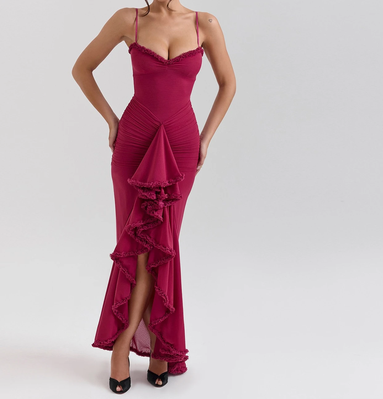 2025年夏 欧米風 エレガント ワンピース レディース ストレスレス スカート ロングドレス ノースリーブ イブニングドレス レディース ストリートウェア