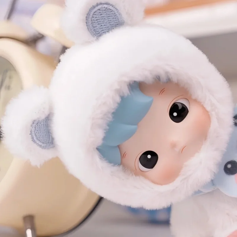 ของแท้ Pop Mart Hacipupu Animal Hug Series ตุ๊กตาไวนิลแบบกล่องสุ่ม ของตกแต่งสุดเก๋ ของขวัญวันเกิดสำหรับเด็กผู้หญิง ของเล่นสุดฮิต