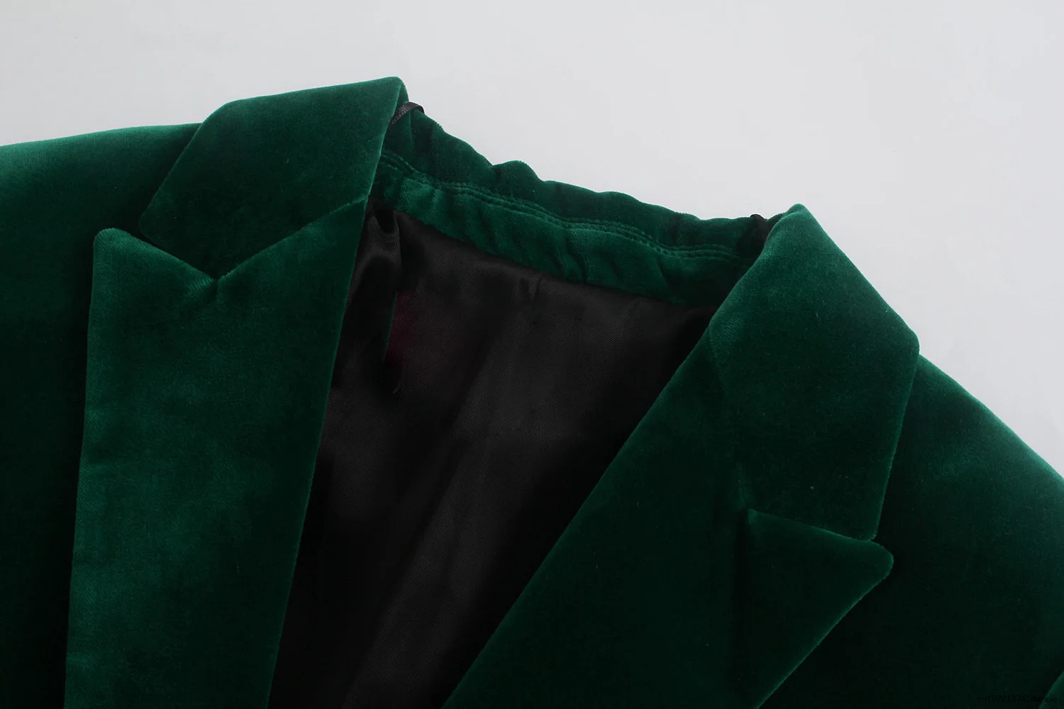 Elegant Velvet Women Blazer Fashion Office Wear Buttons-Up Long Sleeve Pockets Vintage Blazer Green Female Outfitt