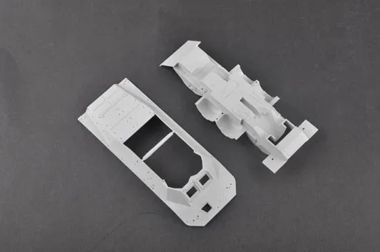 Trompetista Kit de modelo de escala montada de plástico TP05512 Veículo de reconhecimento russo BRDM-2 (final) Escala 1/35