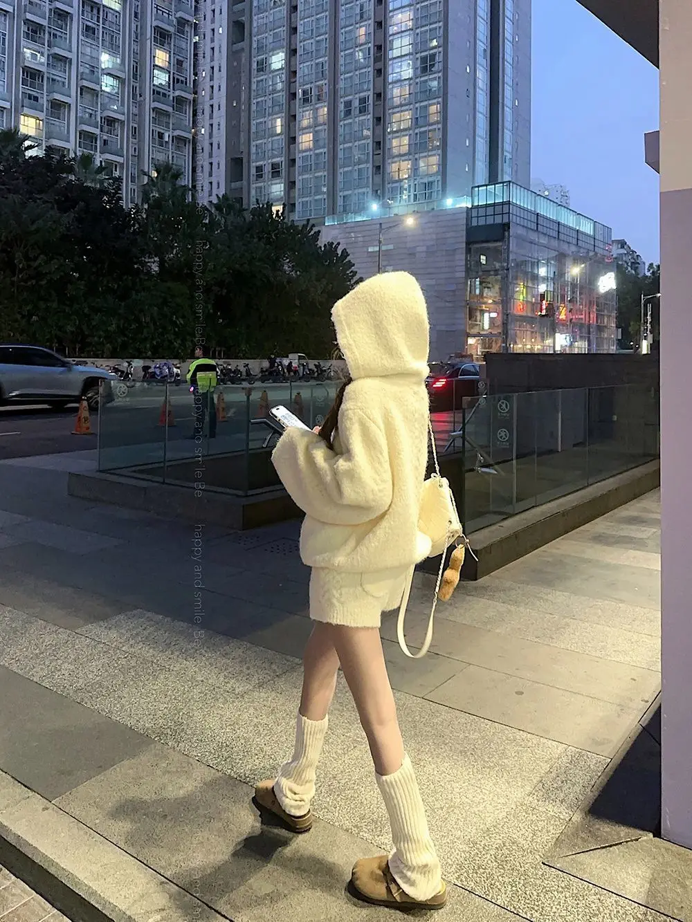 Vestido de playa de punto para mujer, vestido de longitud media ajustado y Sexy con cuello en V hueco, corte bajo, Ins