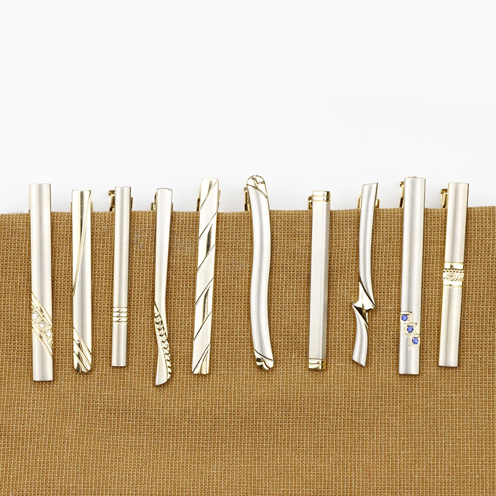 Nuevo Clip de corbata de Metal dorado para hombre, accesorios de negocios para fiesta de boda, Material de acero inoxidable cromado brillante, hebilla de joyería, Clip de corbata