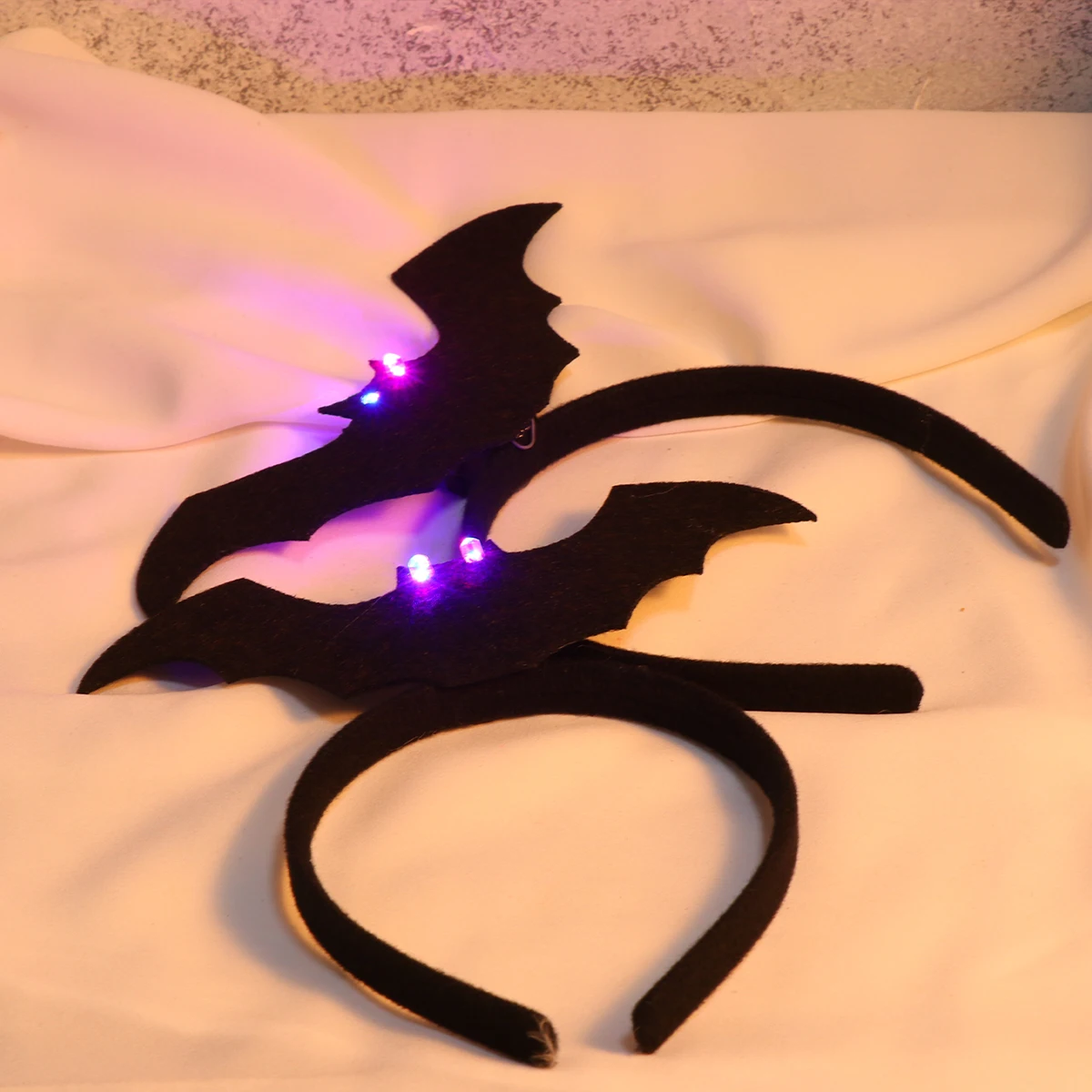 

5 Pcs Glowing Bat Head Hoop Halloween Headdress Headband Party Headwear for Hair