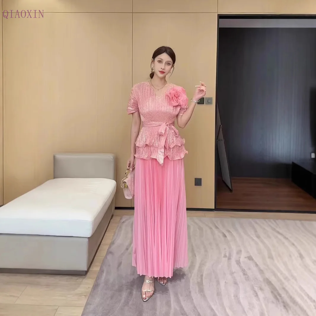 

QIAOXIN New Pleated Large-size Women's Clothing Summer Suit Fashionable V-neck Temperament Elegant Skirt Two-piece Set