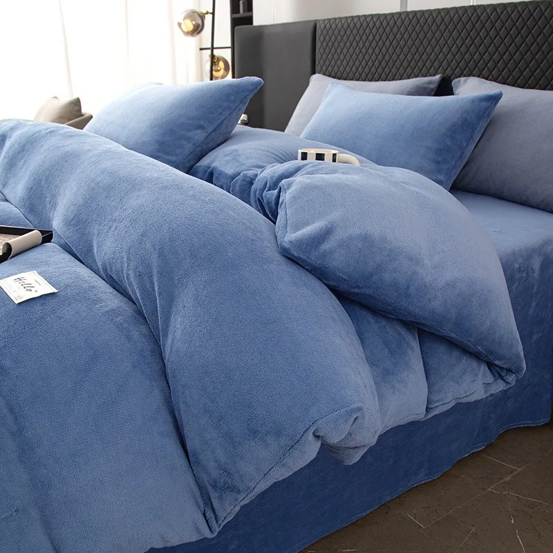 

Thickened Milk Velvet Four-Piece Bedding Set Double-Sided Coral Fleece Duvet Cover And Bedding Quilt Winter Warm Bed Linens