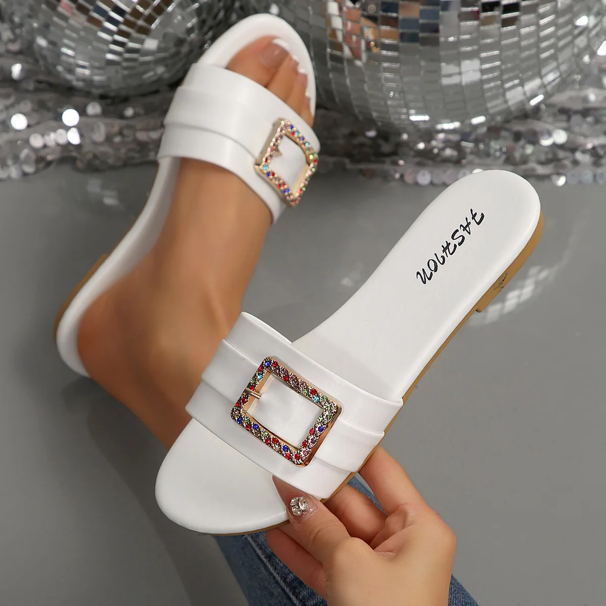 

Women's Shoes New Fashion Slippers Classic Elegant Versatile Solid Color Metal Decoration Round Toe Flat Sandals