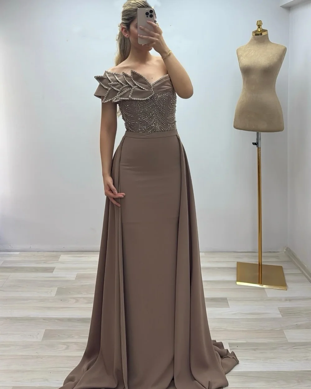

Customized Elegant Jersey Pleat Sequined Straight One-shoulder Long Dresses Bespoke Occasion Evening Sizes Available