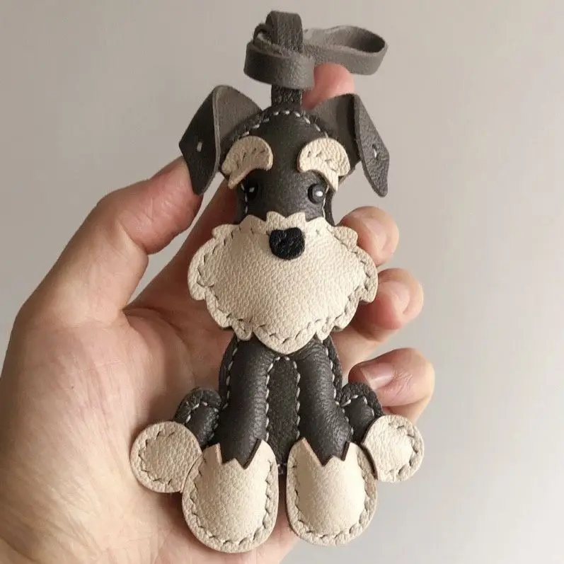 

Pure sheepskin Schnauzer dog pendant keychain pendant simple black niche versatile gift