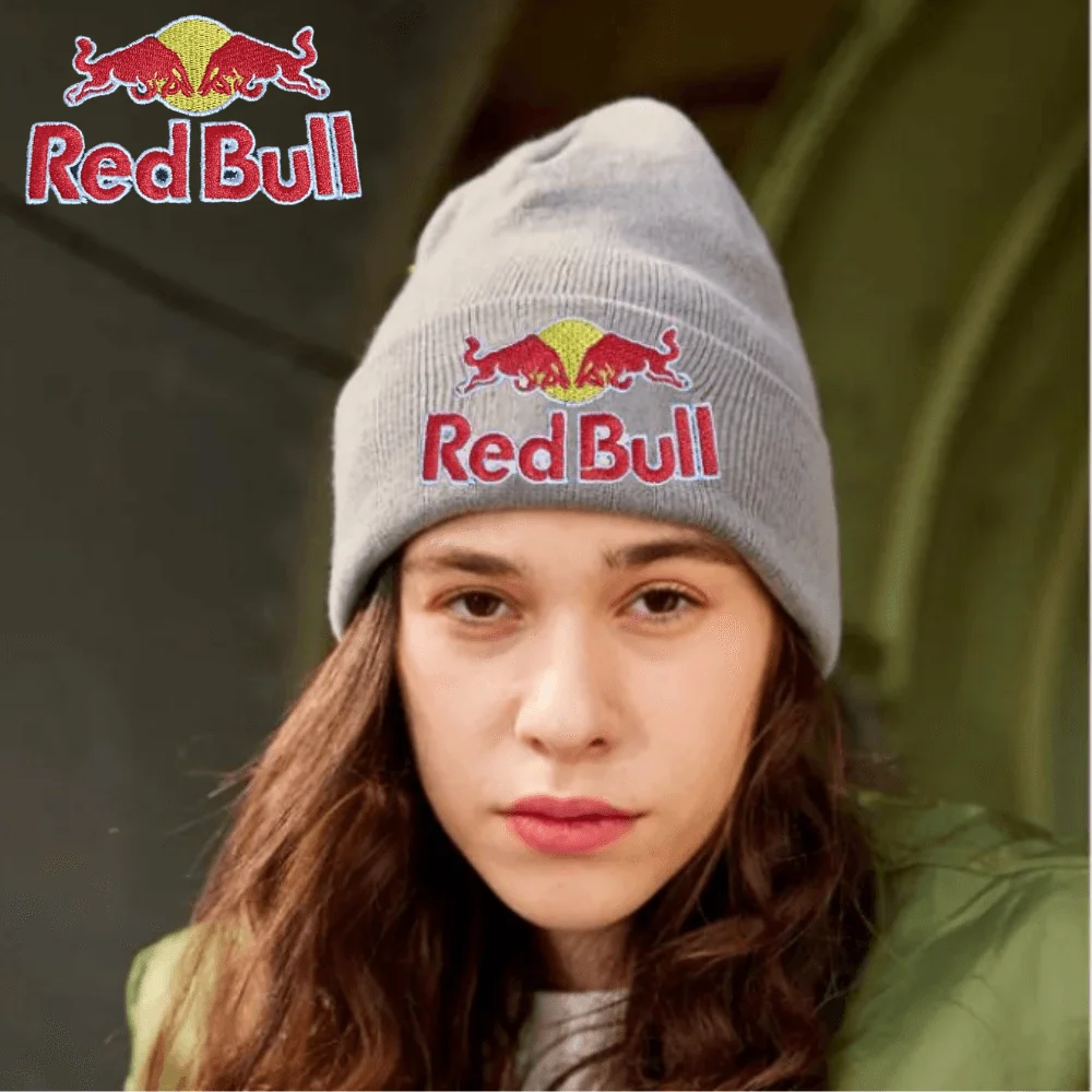 Essential Winter Hat Fashion Red Bull Winter Beanie Hat Men's and Women's Sports Hat Winter Warm Knitted Hat Ski Hat Climbing