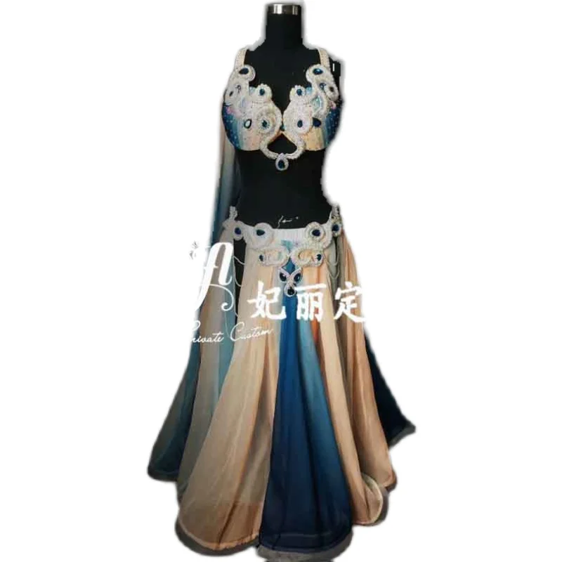 Aangepaste buikdanskostuums Oosterse dansvoorstelling kostuum verandert geleidelijk kleur grote rok zoom buikdansen beha riem