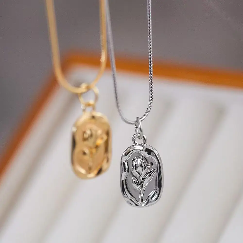 منحوتة روز خمر قلادة قلادة جولة الأفعى العظام سلسلة الفولاذ المقاوم للصدأ مقاوم للماء المرأة ضوء المجوهرات الفاخرة هدية