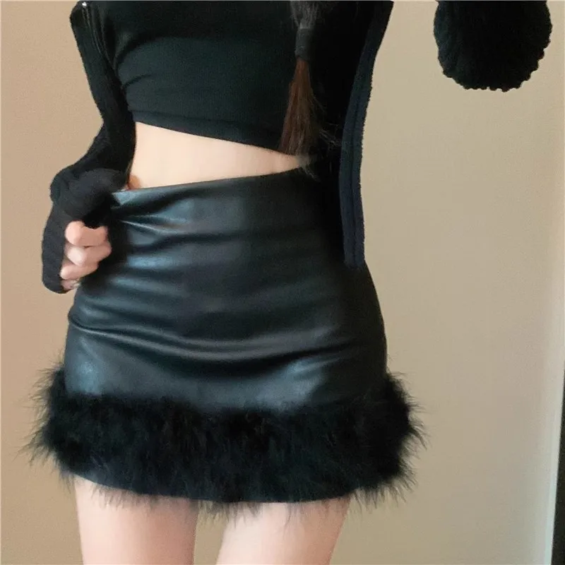 Design Women Stitching Fur Short Length Skirt Female Autumn and Winter New High Quality PU Leather Black Skirt Fashion