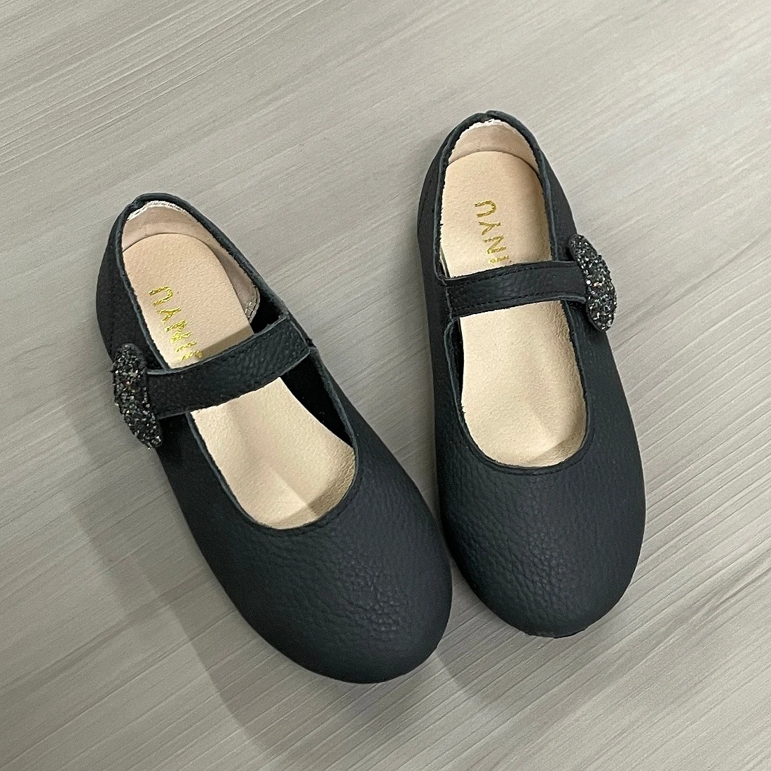 

Xingliupi New Arrival Woman's Casual Flats Shoes Round Toe Large size Ladies Shoes Retro French Summer Solid Comfortable Shoe