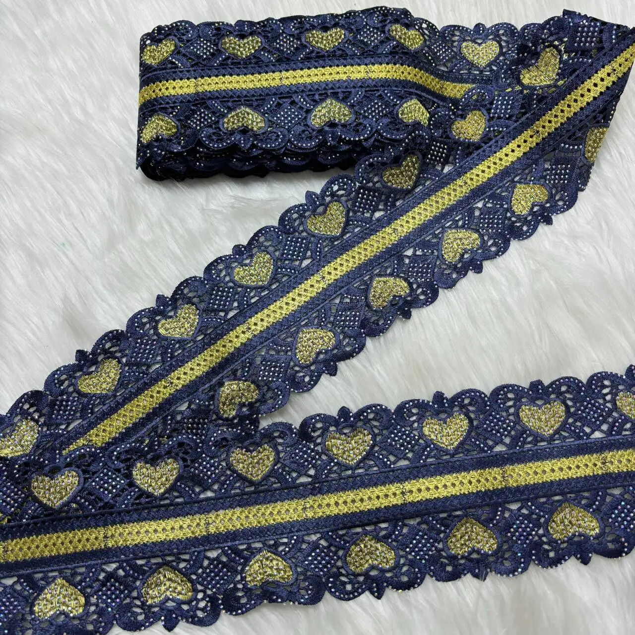 10Yards Newest Embroidered Water Soluble Lace Ribbon DIY Apparel Sewing Fabric Handmade Crafts Rhinestones Lace Tape 58-19