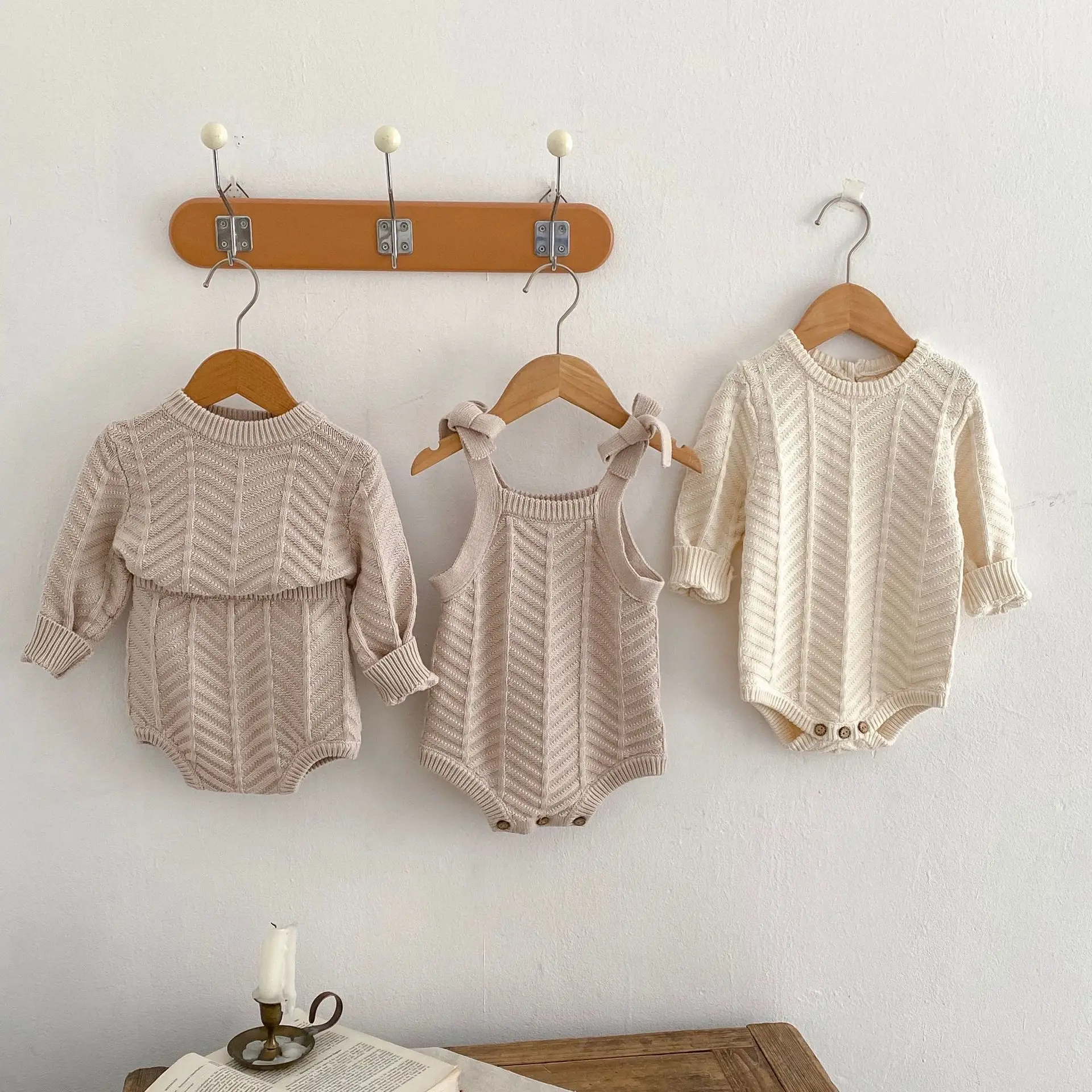 Autumn New Baby Clothing 0-3 Year Old Girl Fashion Versatile Wave Pattern Pullover+Solid Color Knitted Pants Two Piece Set