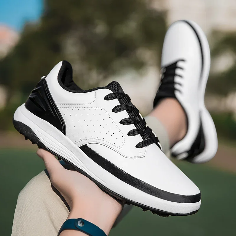 أحذية قيادة مريحة برباط للرجال في الهواء الطلق، أحذية ناعمة مضادة للانزلاق، أحذية رياضية صيفية جديدة كاجوال من الجلد