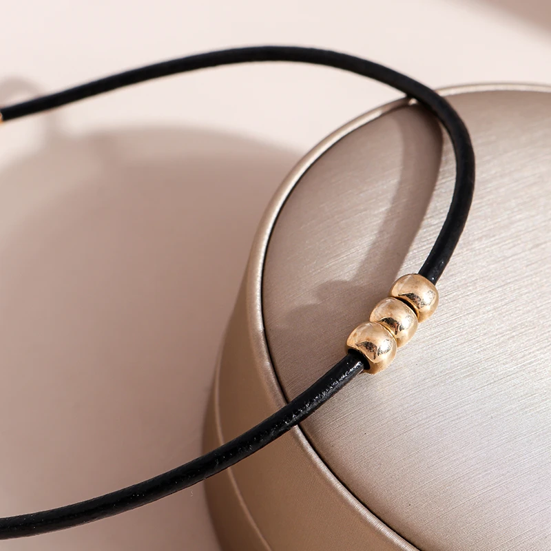 Gotischer Stil, schwarzes Seil, Damen-Halskette, Choker, Seil-Halsketten, goldfarbene Perlen, Goth-Schmuck, Halsband für Mädchen, Kpop-Chocker – Detail 5