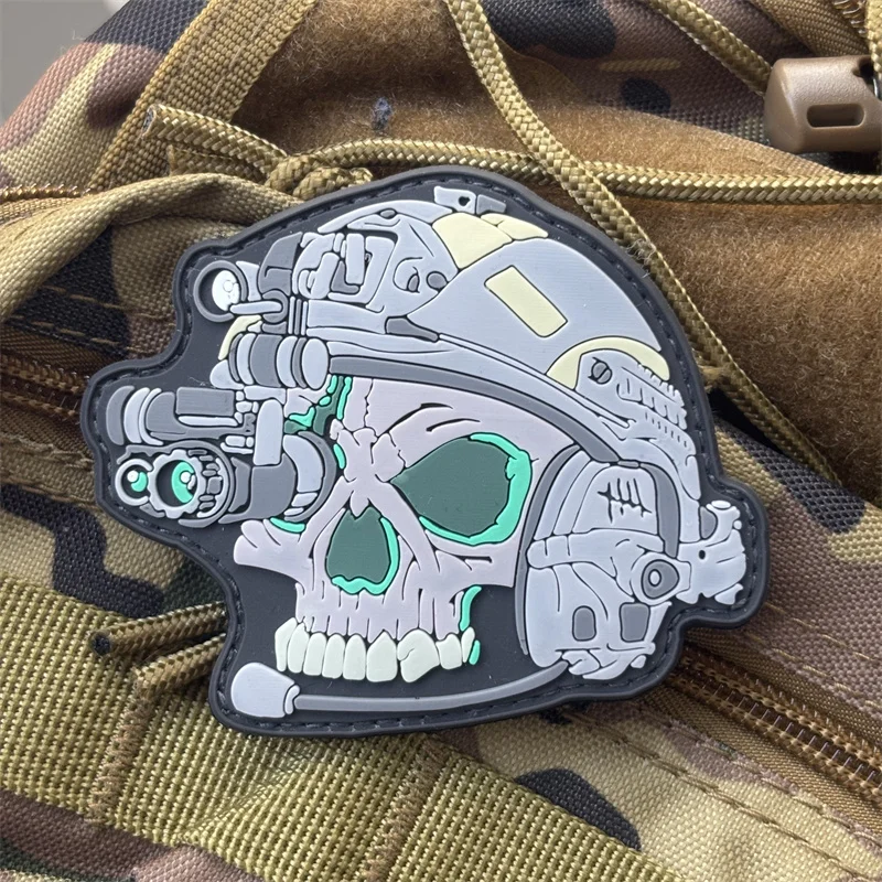 Parche PVC 3D Hunter's Skull con gancho táctico para mochila y ropa - imagen 5