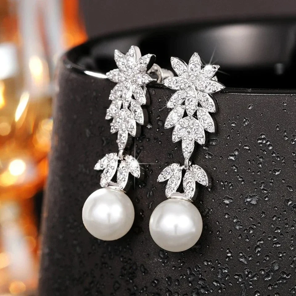 ZAKOL Fashion Imitation Pearl Leaf Shape Zircon Drop Earrings For Women Elegant Exquisite Charm Bridal Wedding Banquet Jewelry