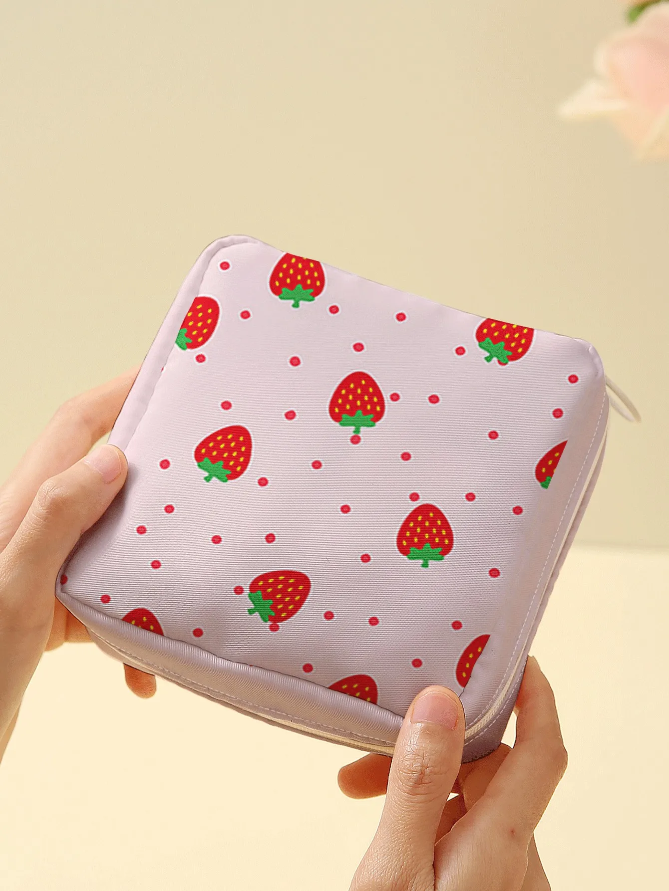 1pc, Strawberry Printed Sanitary Napkin Storage Bag Portable Mini Makeup Pouch suitable for Daily Travel Shopping