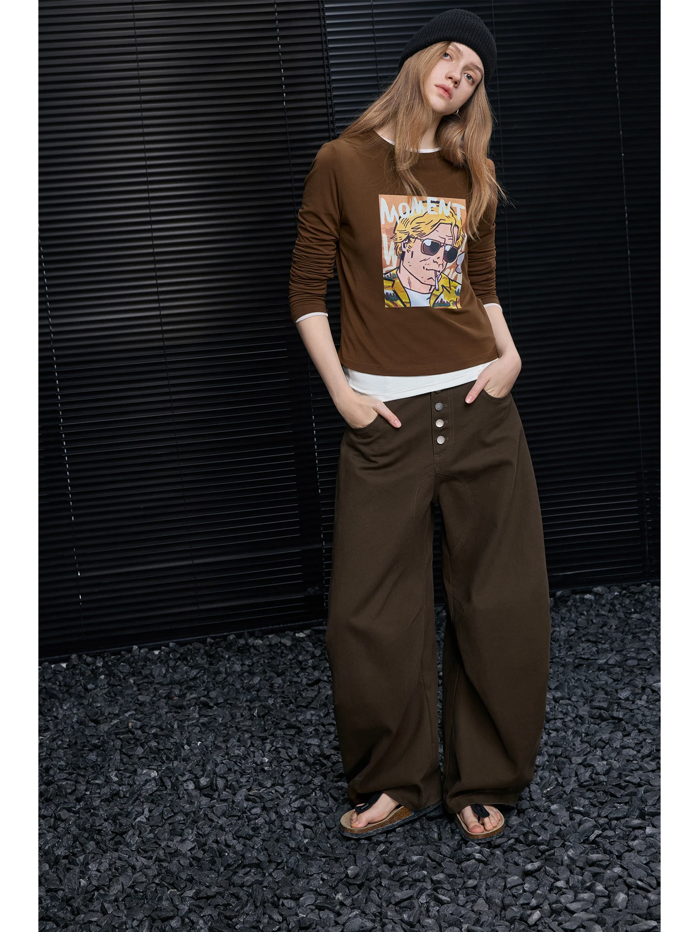 

Unique Retro Faionable Long Sve round Ne Printed T-irt Women's Beautiful Street Sle Stand Fit Cotton Blend T-irt