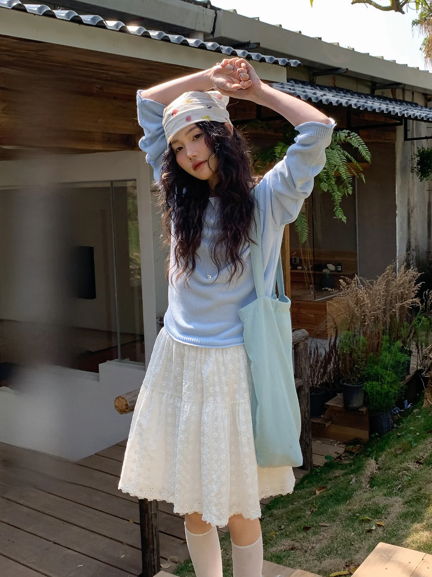 

Синяя тонкая вязаная кофта с длинным рукавом для женщин, весна 2026, новая, антивозрастная, в корейском стиле, красивый топ на одно плечо, нежный стиль, размер L