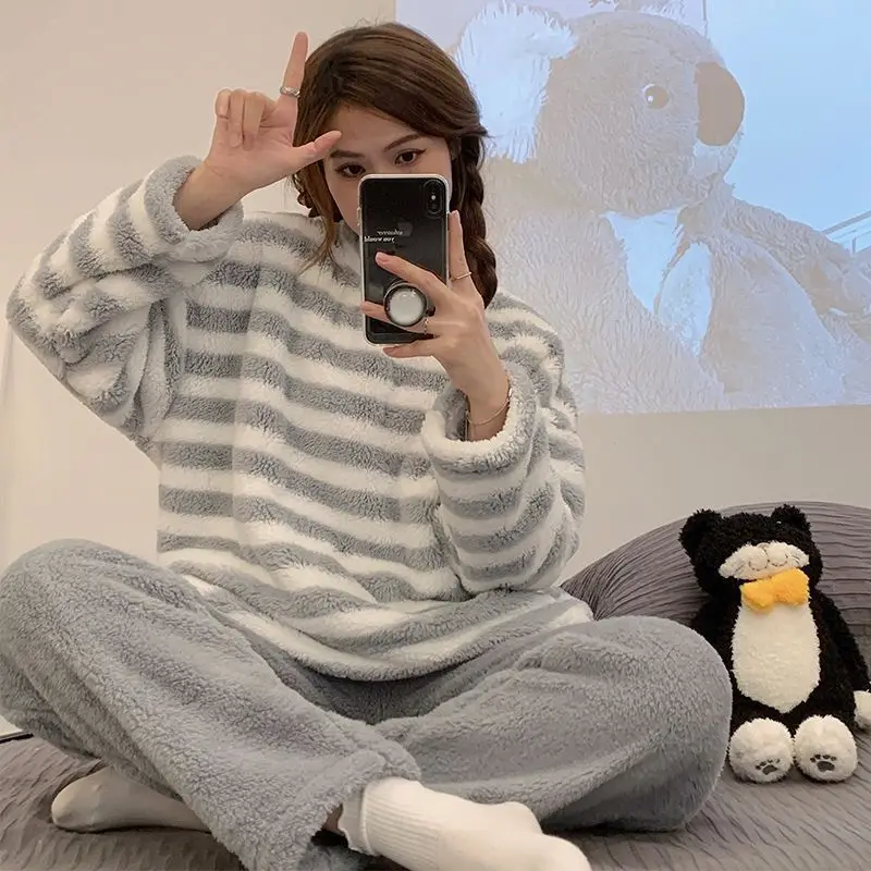 2PCS/Set Padded Thickened Warm Fall Winter Long-Sleeved Soft Pajamas Women Coral Flannel Outside Striped Flannel Homewear