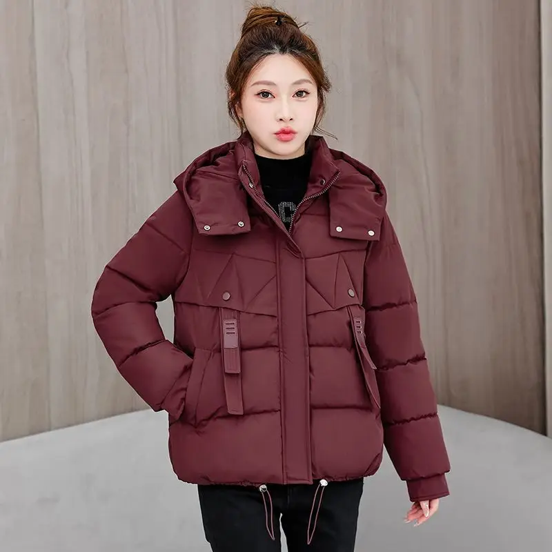 Women Short Winter Puffer Coat Detachable Hood Geometric Quilt Strap Cargo Pocket Drawstring Hem Loose Casual Bubble Jacket