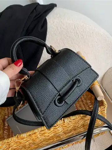 Lightweight,Business Casual Mini Crocodile Embossed Twist Lock Flap Square Bag For Teen Girls Women College Students,Rookies & White-Collar Workers Perfect For Office,College,Work ,Business,Commute,Outdoors, Travel, Outings, Animal Print Women Bag