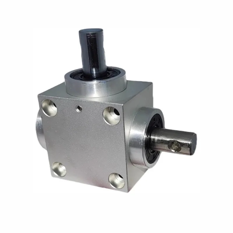 Horizontal Type Waterproof Right Angle Steering Gear 2000RPM 90 Degree Commutator 1.5 Mold 20 Tooth Shaft Diameter 15MM