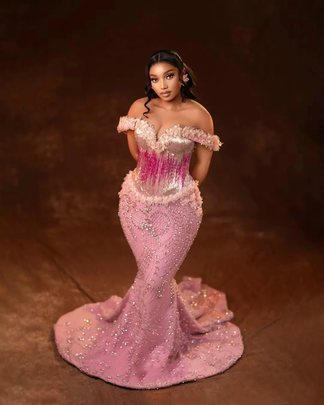 New Evening Dresses For Women Off Shoulder Sleeveless Gown Crystal Sequins Sweep Train Dress Party Customized Dress