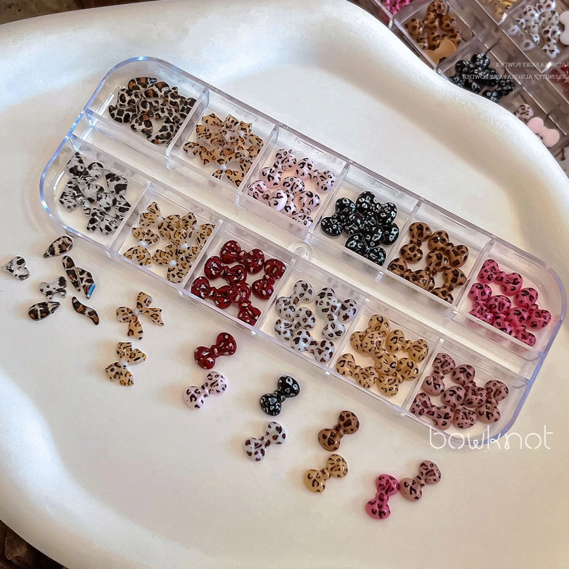 อุปกรณ์ตกแต่งเล็บเรซิ่นลายดาว คริสต์มาส เกล็ดหิมะ ไข่มุก ผีเสื้อ หัวใจ โบว์ลายเสือดาว สำหรับงาน DIY