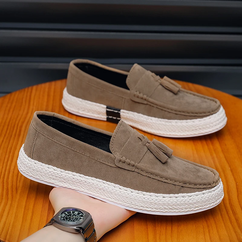 

HKDQ Big Size 45 Tassels Men Loafers All Season Comfortable Leather Casual Shoes For Men Light Flat Slip-on Men's Driving Shoes