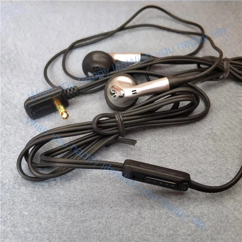 Classic Old Plug CD Earbuds