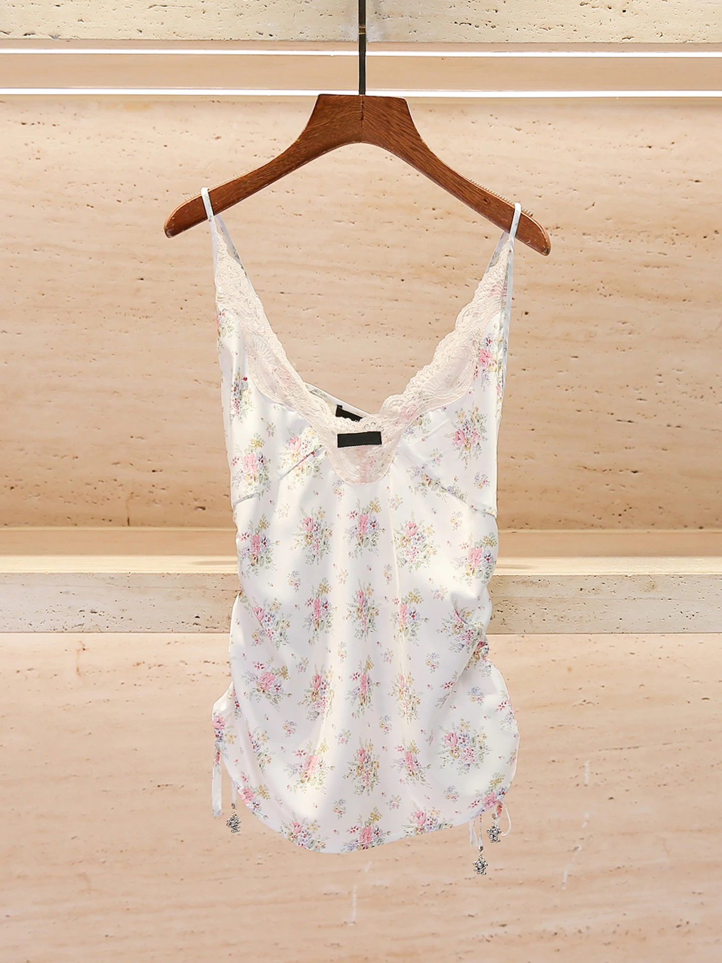 

High-End Women's V-Neck Lace Floral Embroidery Satin Crop Top Summer Spring Commute Style Regular Fit Outerwear Casual Wear