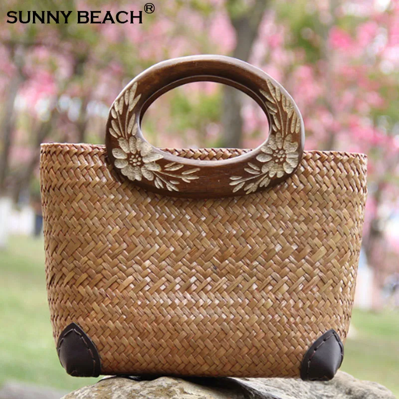 Handwoven women bag fashion carved wood handle woven handbag 2024 new leisure vacation summer beach bag