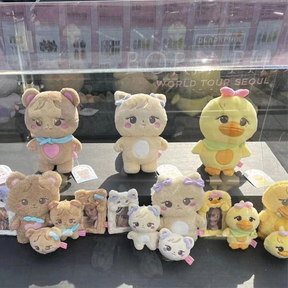 دمية Bornpink KPOP World Tour المحشوة، Jisoo Jenny Rose Lisa، وسادة قطيفة، قلادة كواي، هدية المشجعين