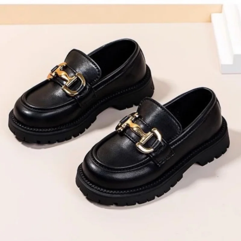 Girls\' Leather Shoes Princess Shoes 2024 Spring and Autumn New Soft Soled Loafers Anti Slip Soft Soled Stylish Single Shoes