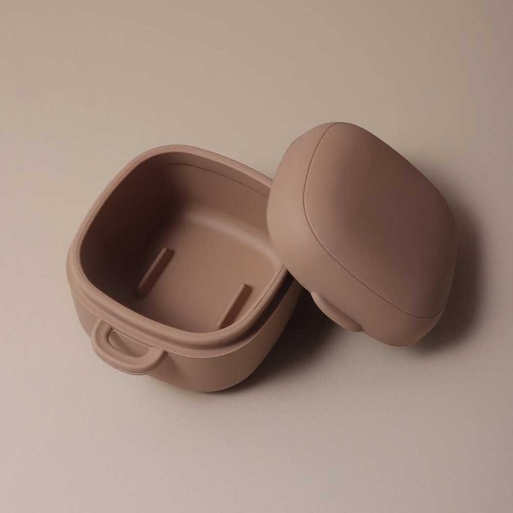 New arrival Hot Sell thick  Baby Pacifier Case food storage box Silicone Nipple Cover for infant